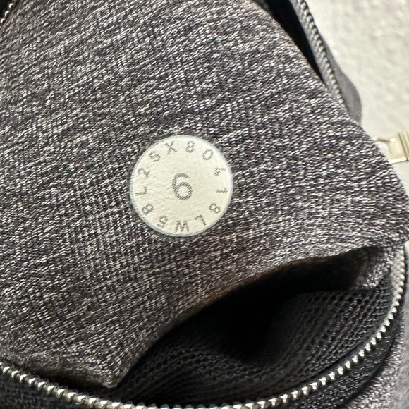 Lululemon Speed Up Tight  Metallic 28" Heathered Black Size 6 - Picture 6 of 7